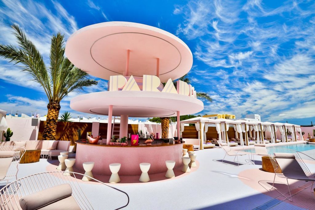 Roze Hotel Ibiza
